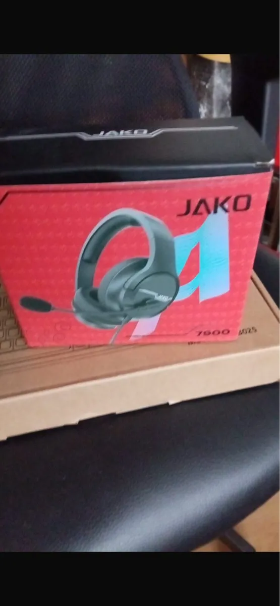 Gaming set up - Image 4