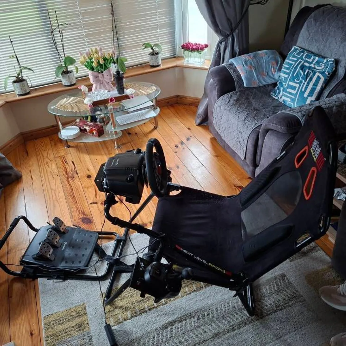 PlayStation racing sim - Image 1