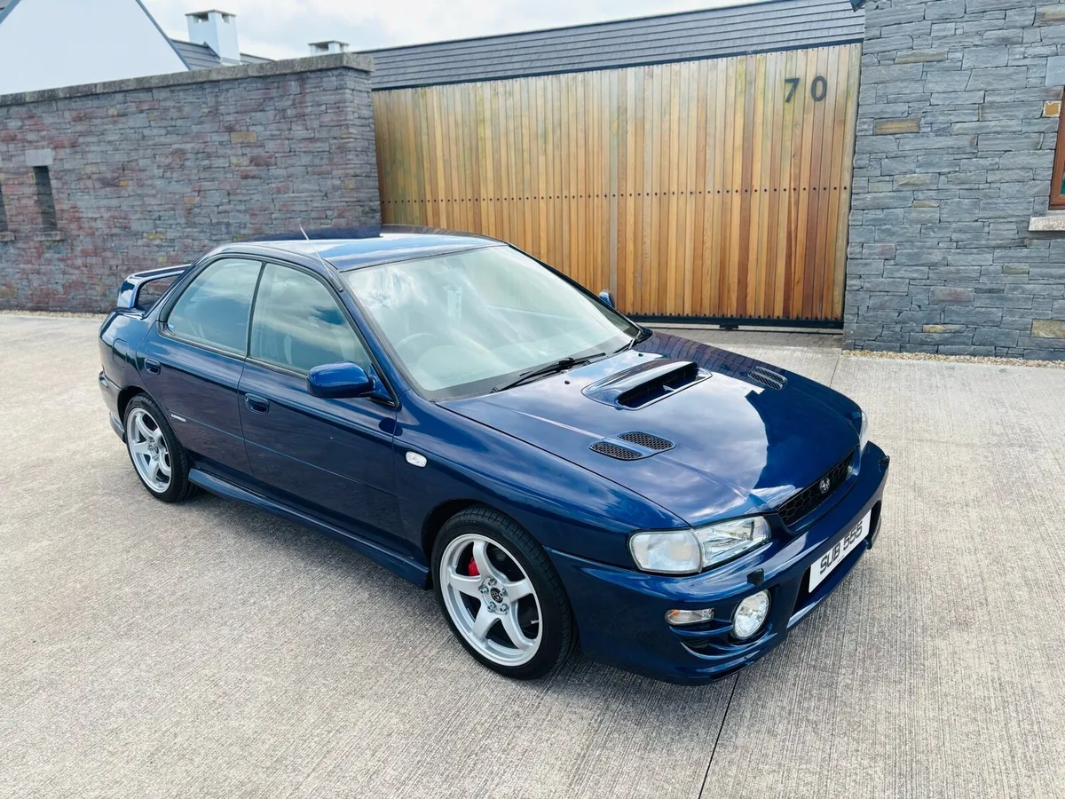 Subaru Impreza Turbo 2000 - Image 1