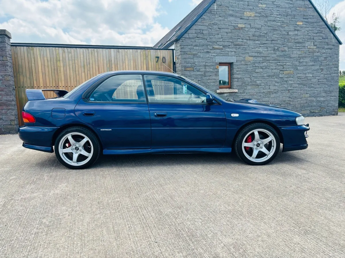 Subaru Impreza Turbo 2000 - Image 2