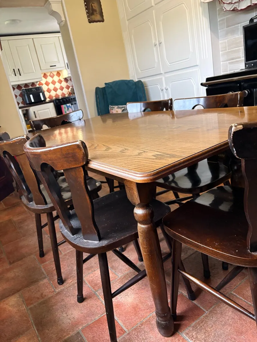 Dining Table and 6 chairs - Image 2