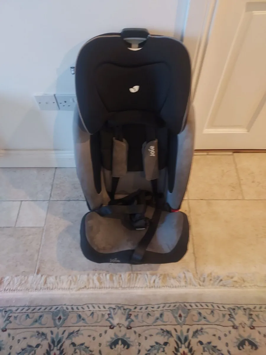 Joie Car Seat - Image 1