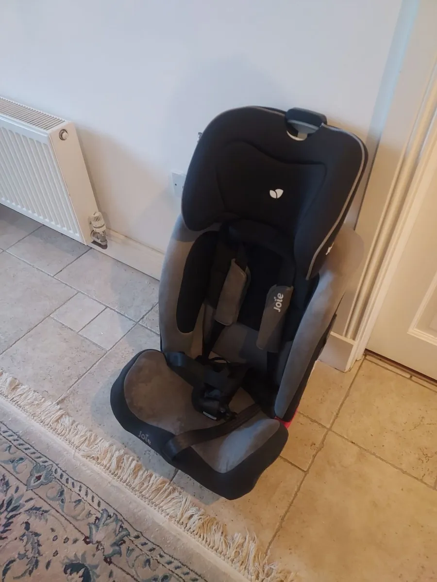 Joie Car Seat - Image 3