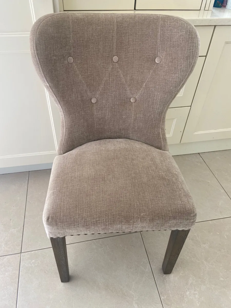 Dining chairs - Image 1