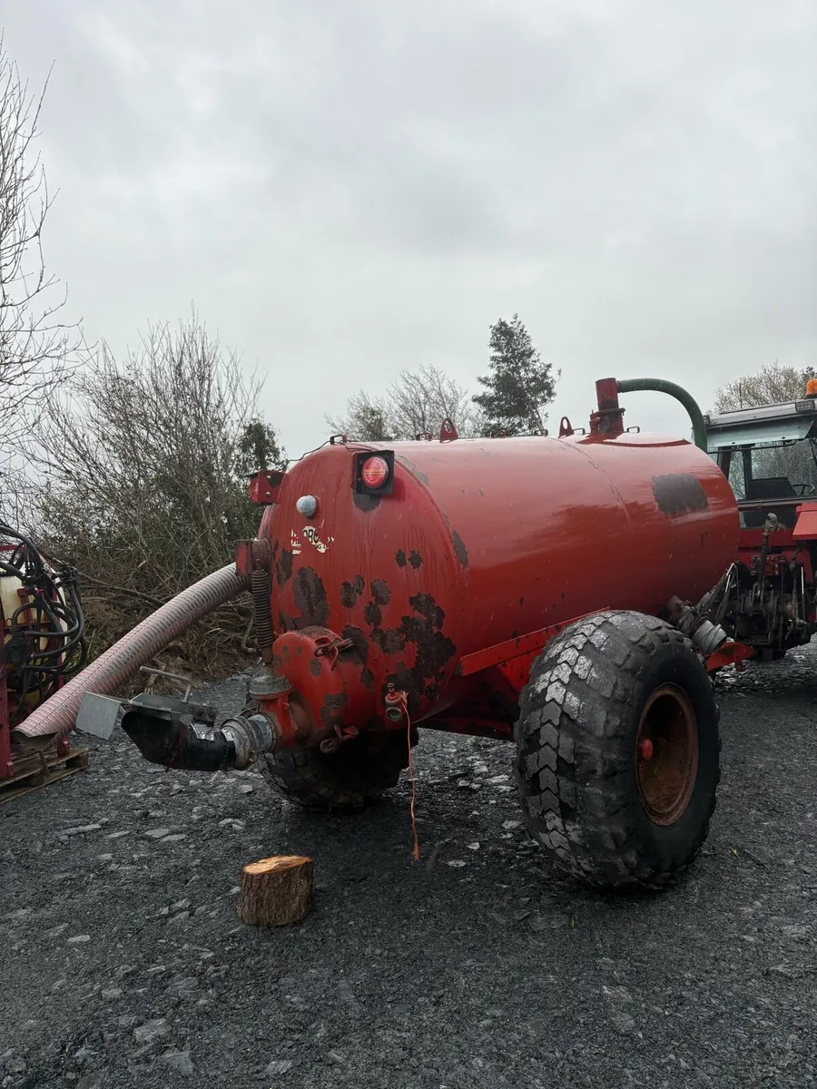 Redrock 1100 gallon tanker - Image 3