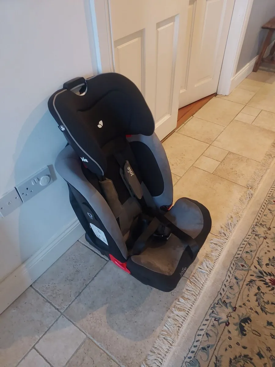 Joie Car Seat - Image 4