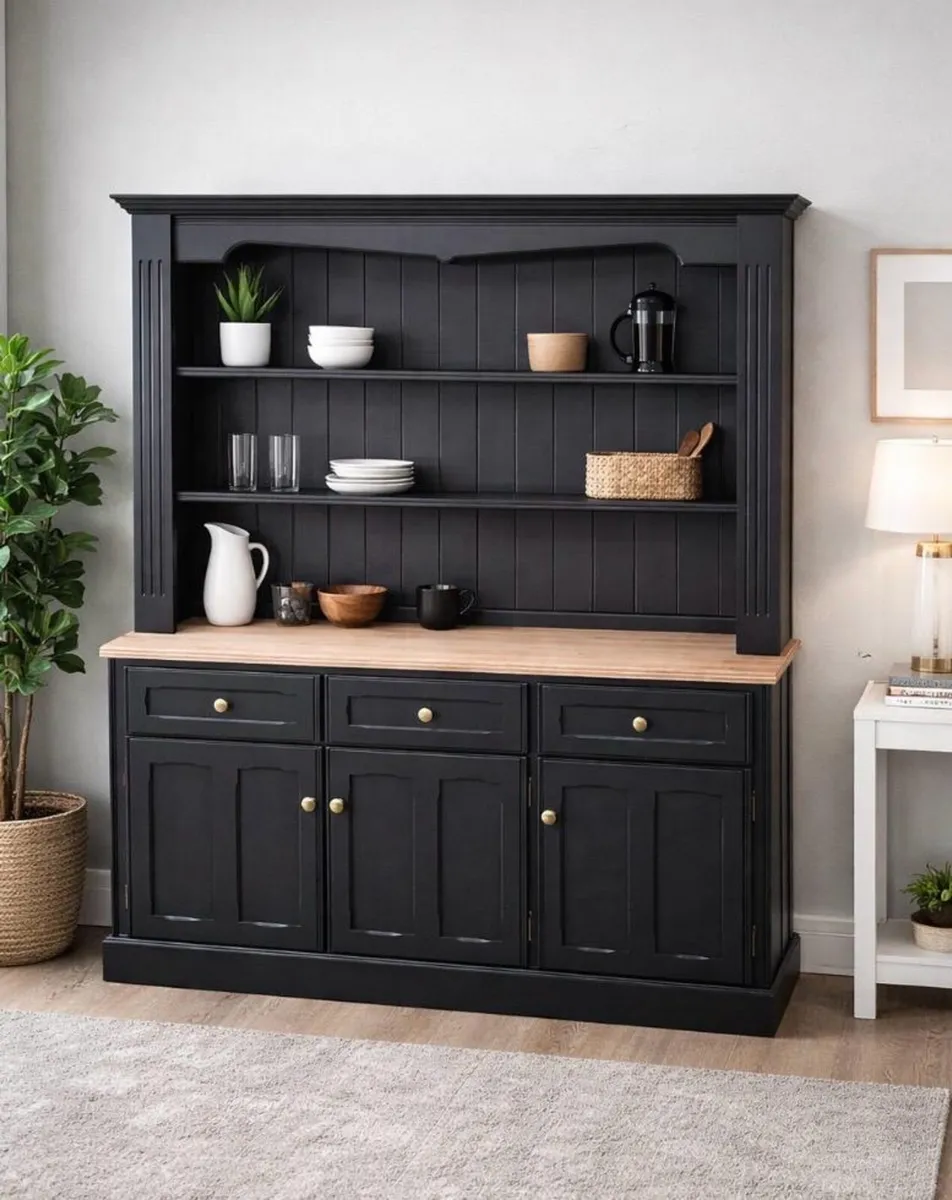 Kitchen dresser - Image 1