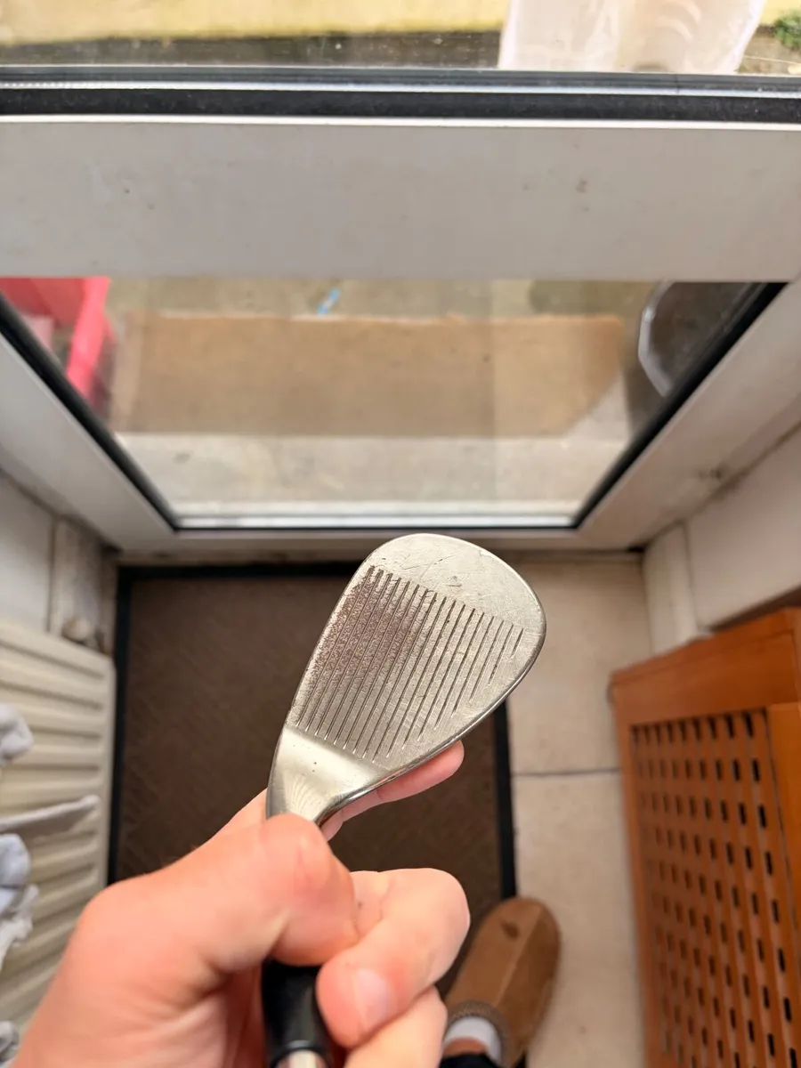 Titleist Vokey sm8 58* - Image 2