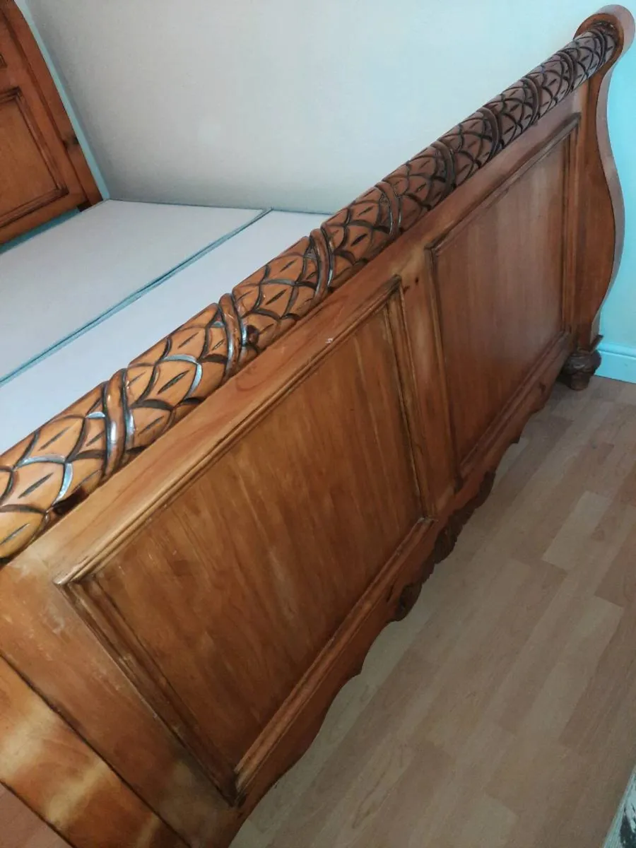 5 ft Double bed - Image 2