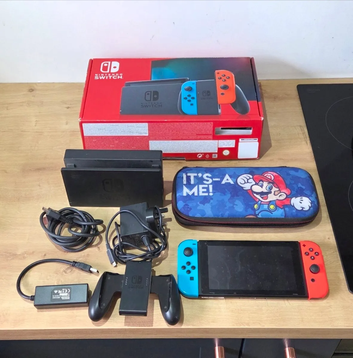 Nintendo Switch - Image 2