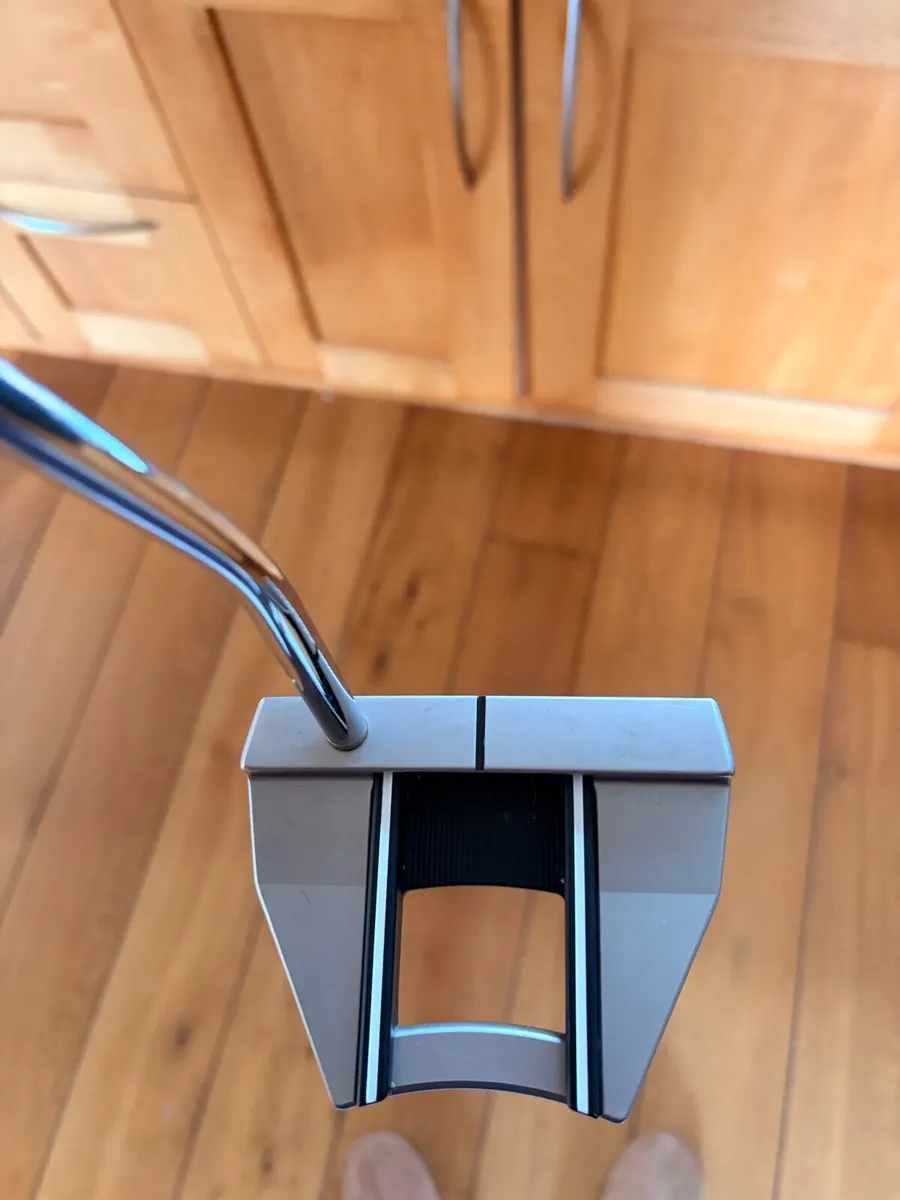 Scotty Cameron Futura 7M - Image 4