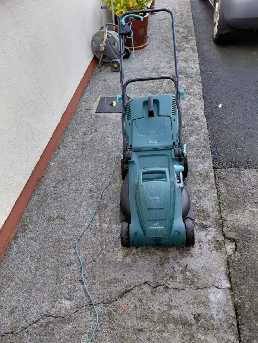 Electric Lawnmower - Image 2
