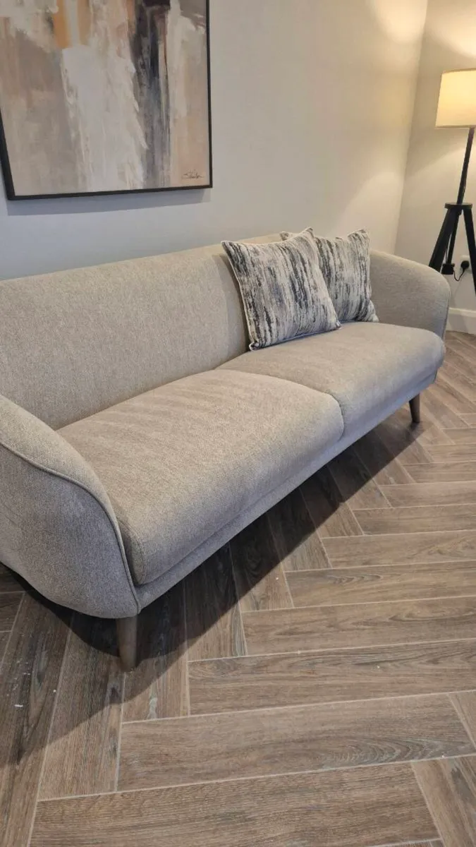 2 x 3 seater sofas - Image 2