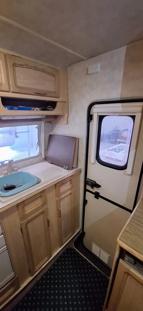 Compass Drifter Campervan - Image 3