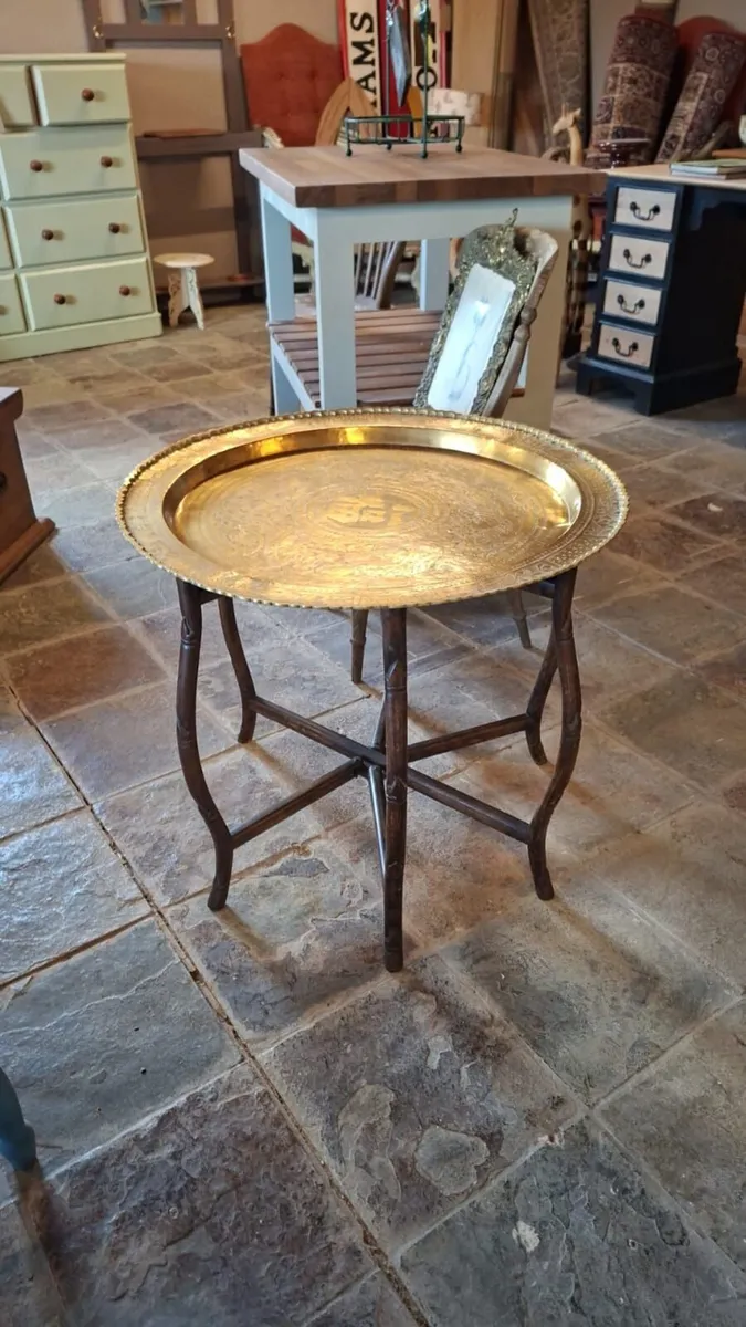 Early 1900s Chinese brass top table - Image 2