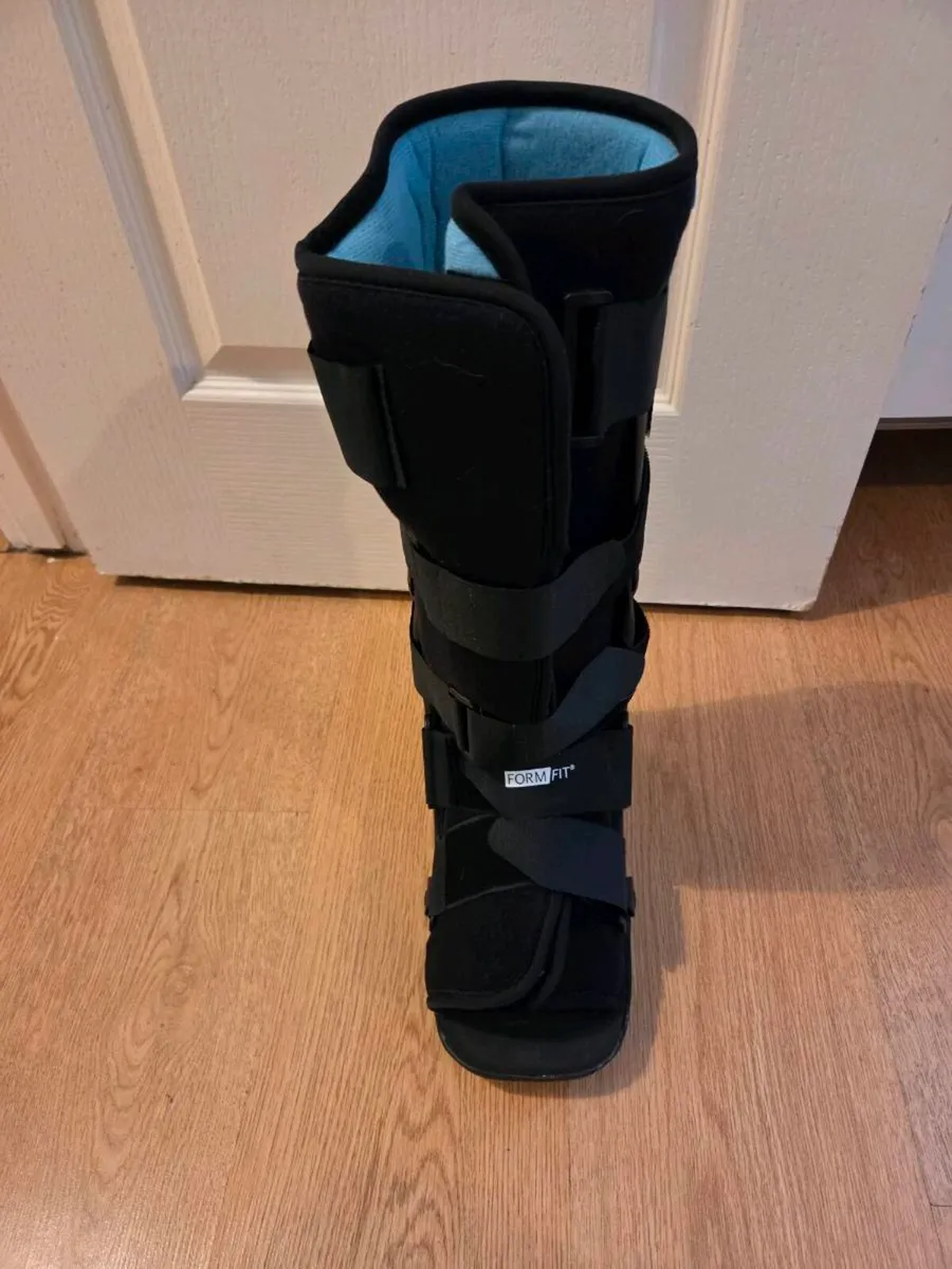 Air Walker Medical Boot - Image 1