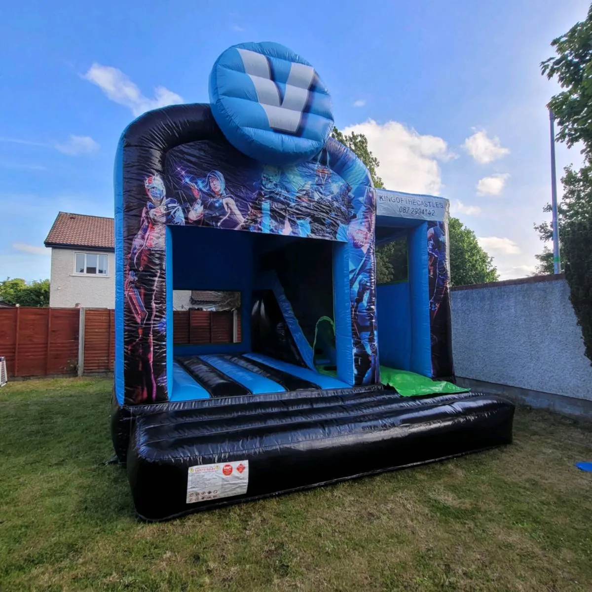 King of the castles Bouncing castle hire - Image 4