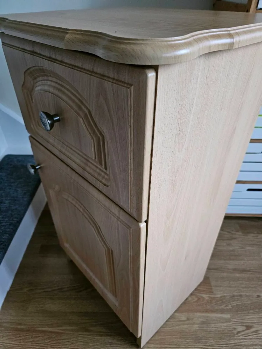 Bedside Cabinet - Image 4