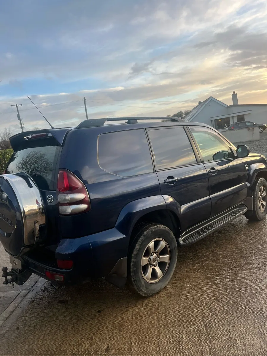 Toyota Land Cruiser - Image 4