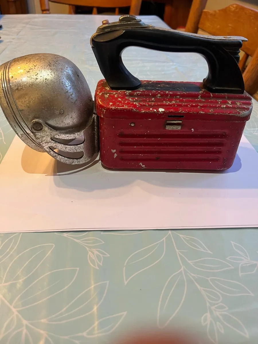 Pifco wayfinder lantern - Image 1