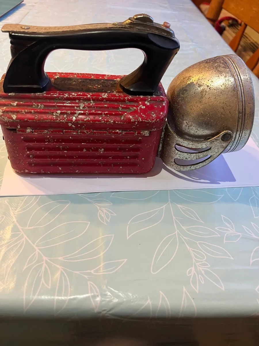 Pifco wayfinder lantern - Image 2