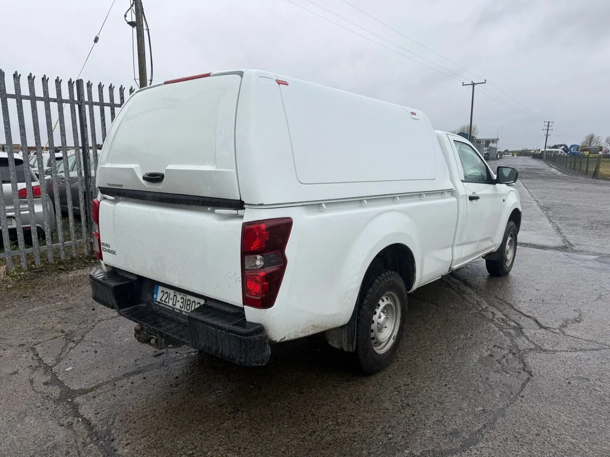 2022 Isuzu Dmax 1.9d - Image 3