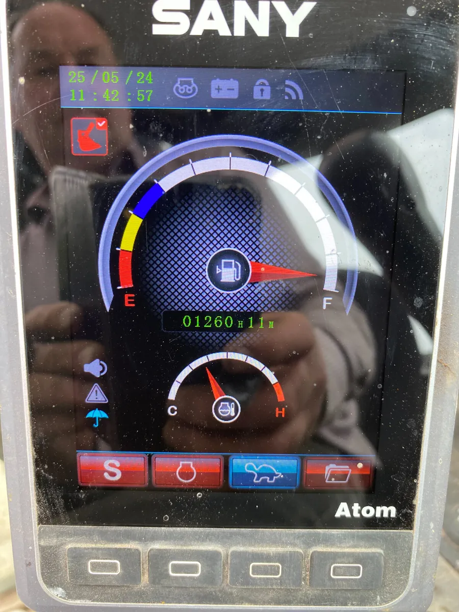 Sany SY26U Mini Excavator For Sale - Image 2