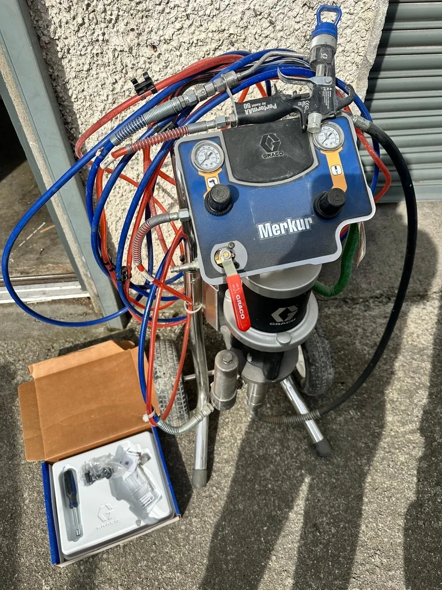 Graco Mercur Trolly Mounted Spray Paint Pump - Image 1