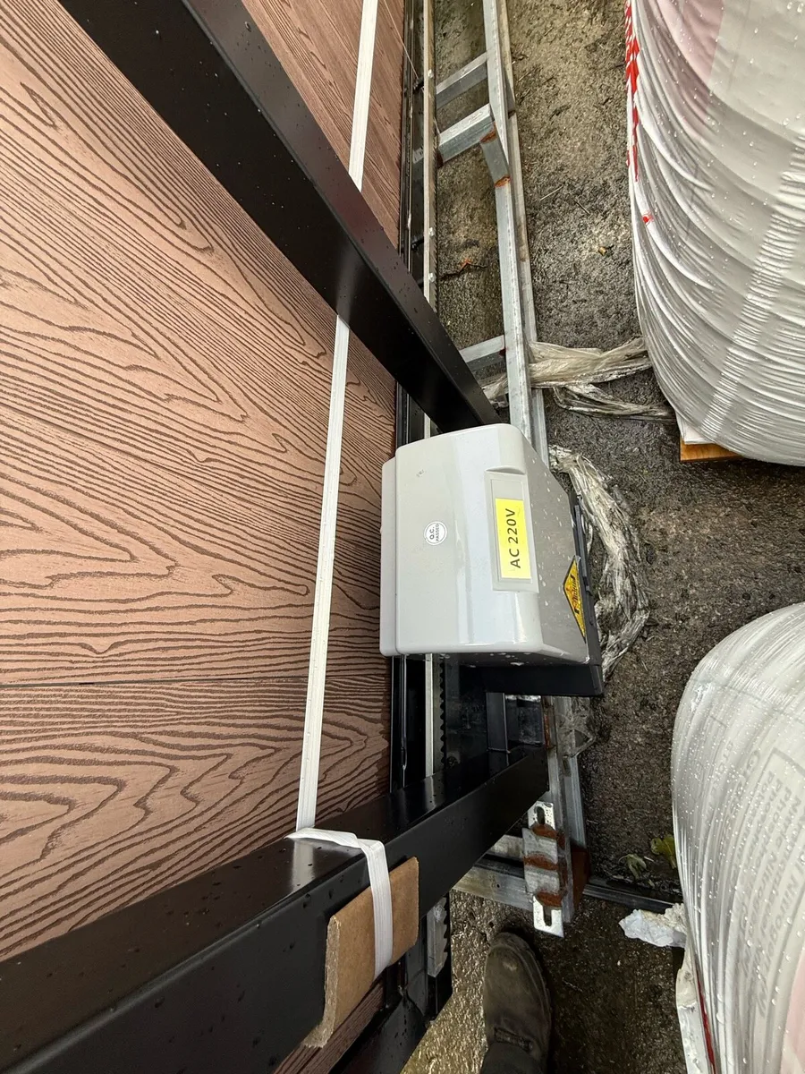 Electric gate - Image 2