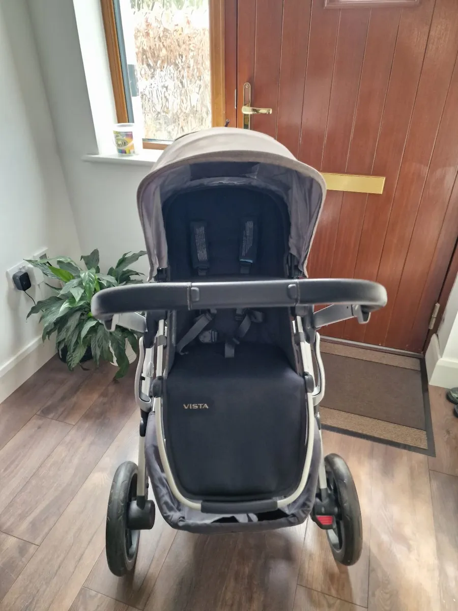 UPPAbaby Vista + Accessories - Image 3