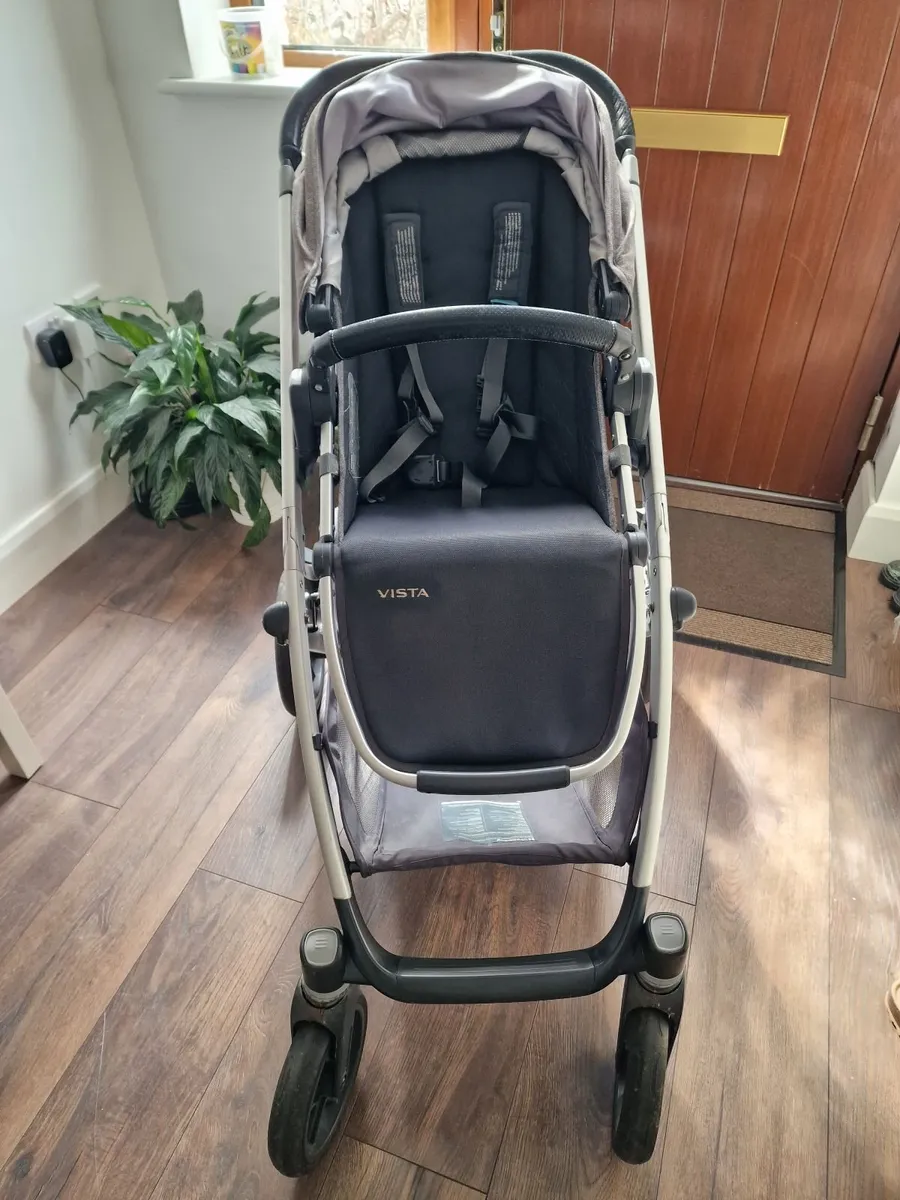UPPAbaby Vista + Accessories - Image 2