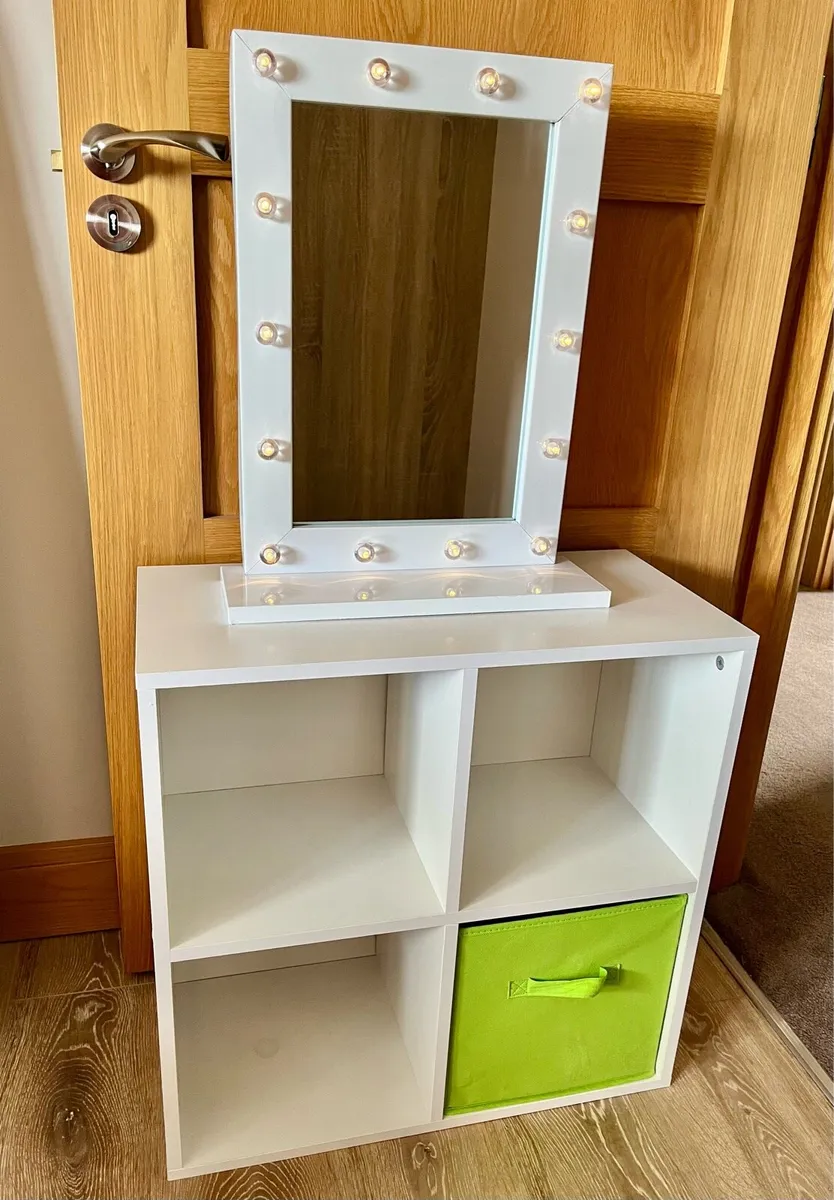Mirror & storage boxes - Image 1