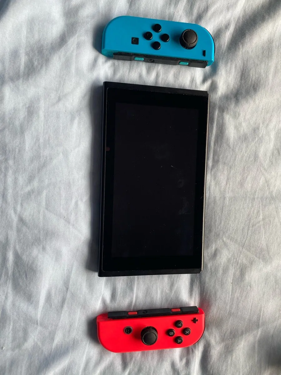 Nintendo Switch - Image 3