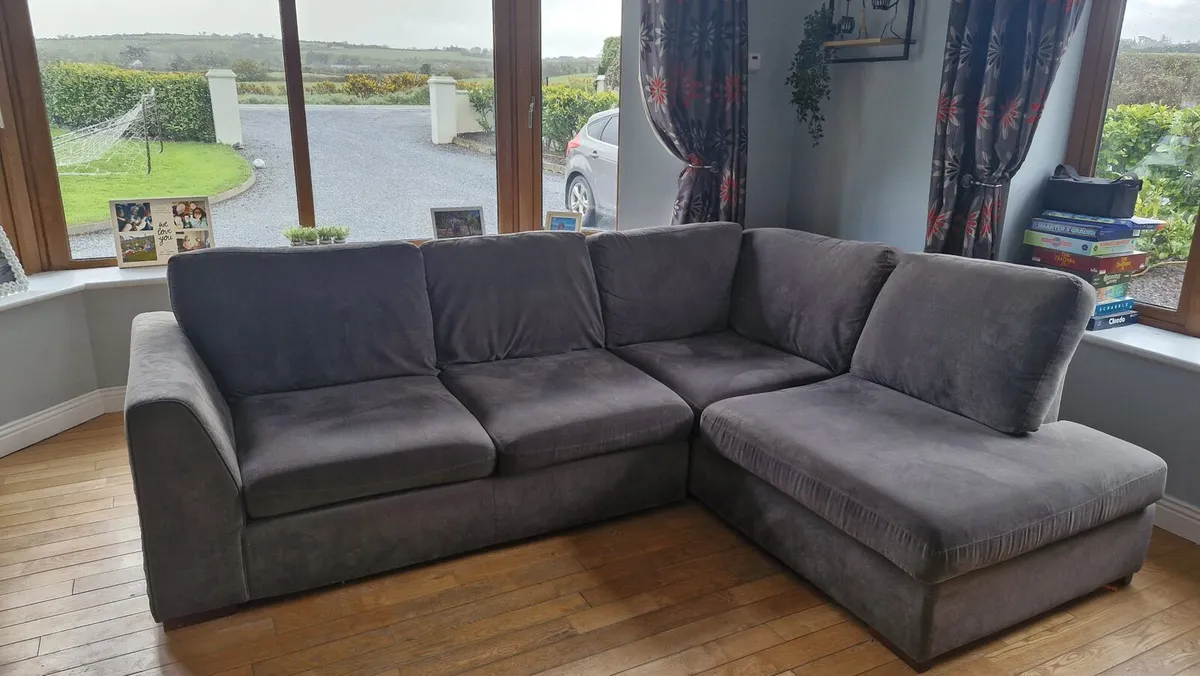 Sofa /Couch - Image 3