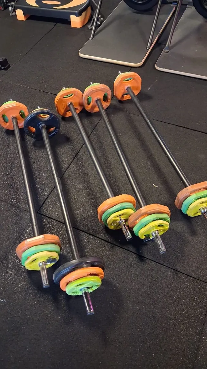 Bodypump bars and weights - Image 2
