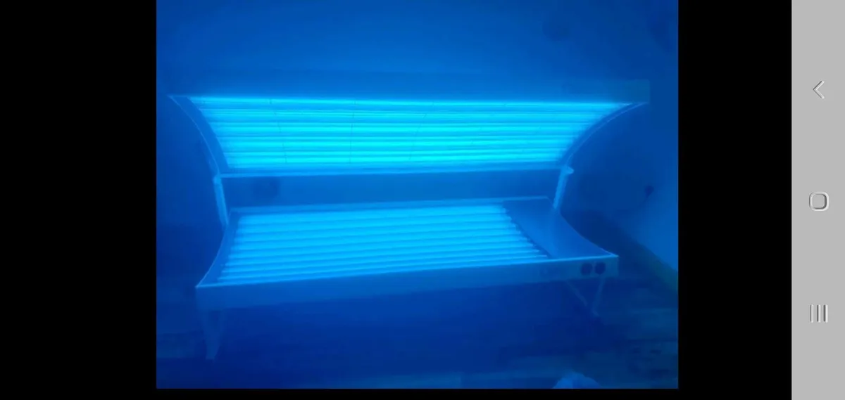 Tansun capri liedown sunbed  
20 fast tanning bulb - Image 2