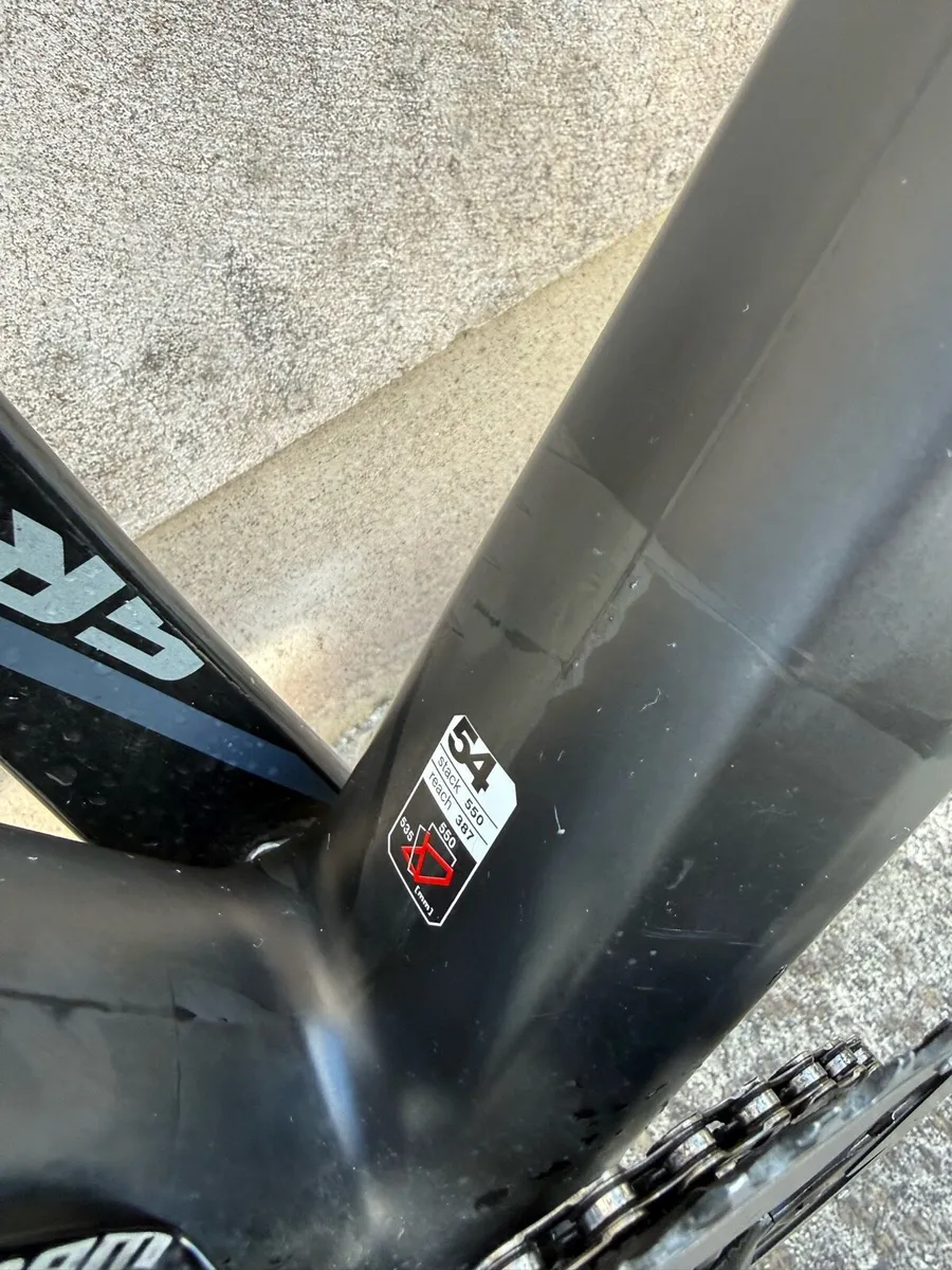 BMC Teammachine SLR02 Carbon Road Bike - Image 2