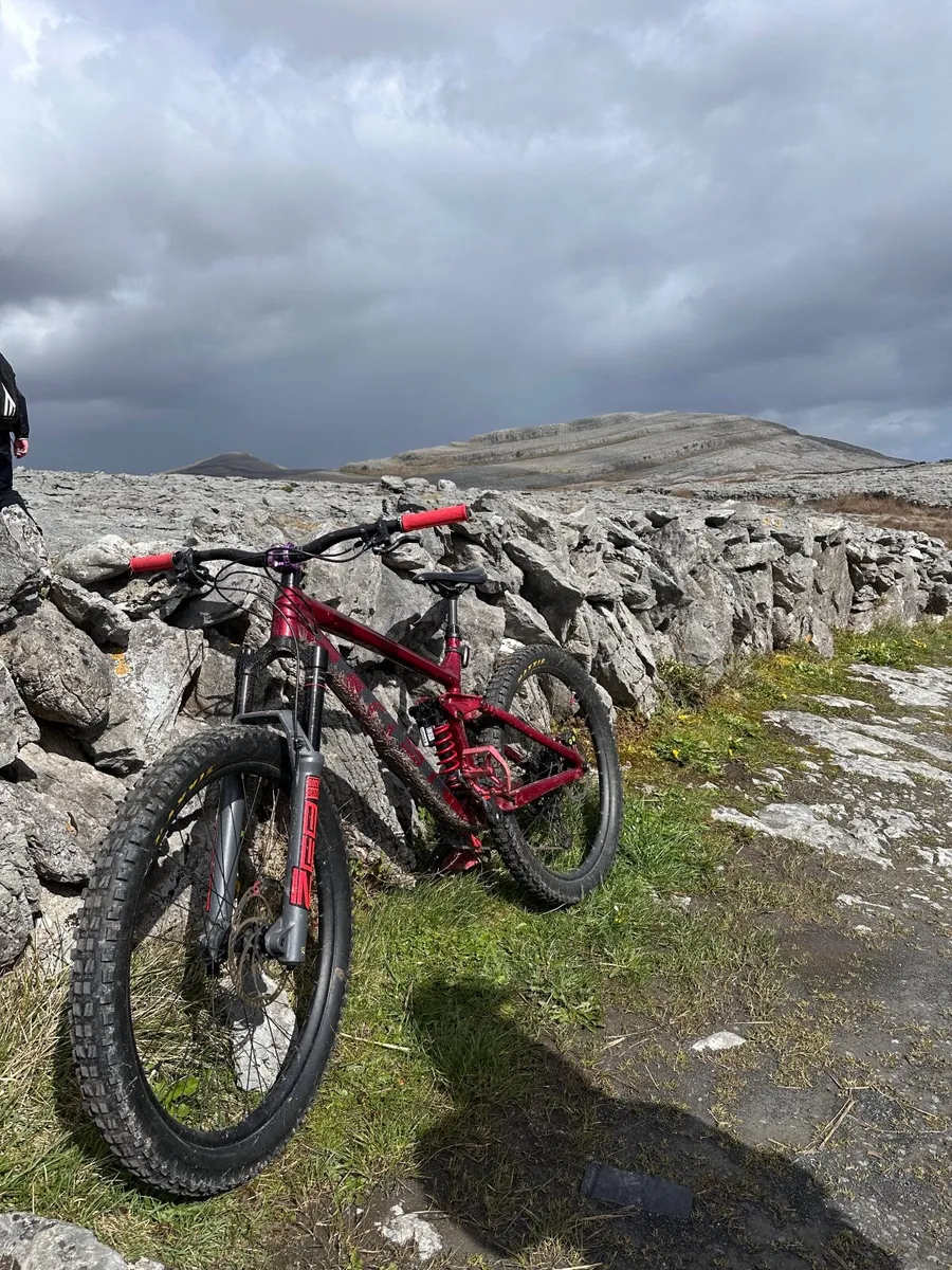 Custom made Enduro bike based on Trek Remedy 7 - Image 3