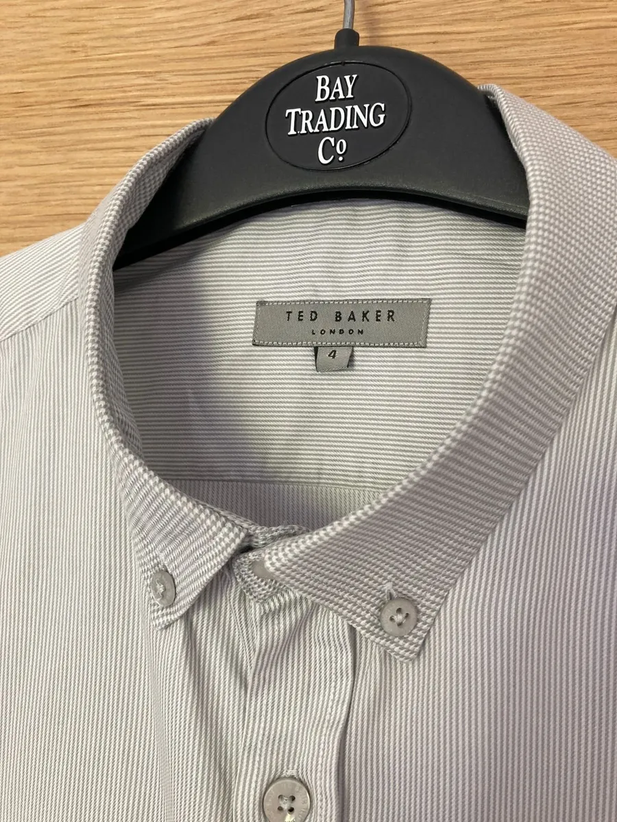 Ted Baker Men's Shirt White Grey Stripe size 4 - Image 1