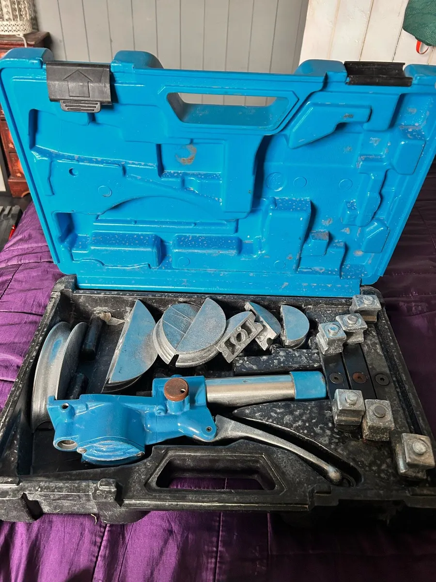 Javac hydraulic bender - Image 2