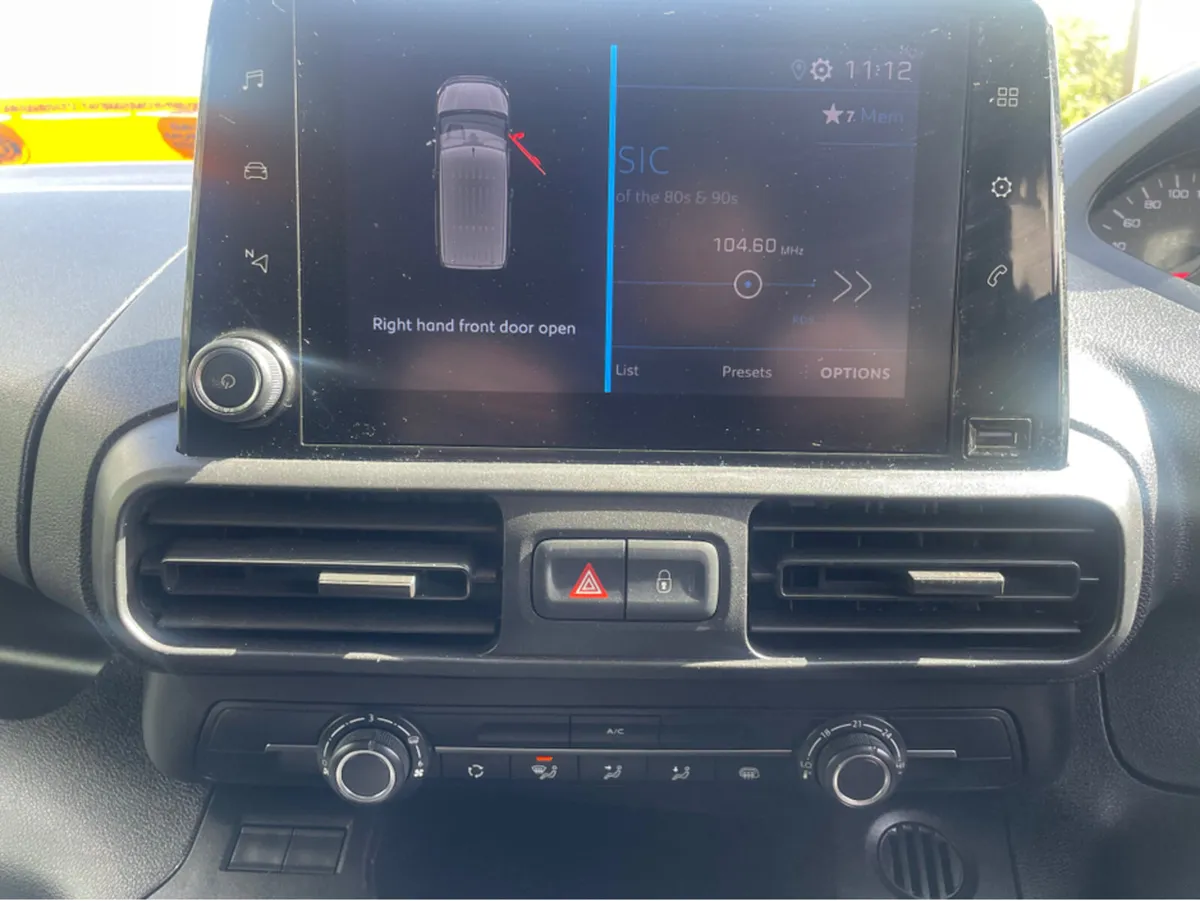 Peugeot Partner ACTIVE PLUS 1.5 BLUE HD HDI 100 6. - Image 4