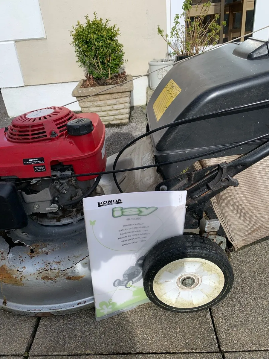 Honda lawnmower - Image 2