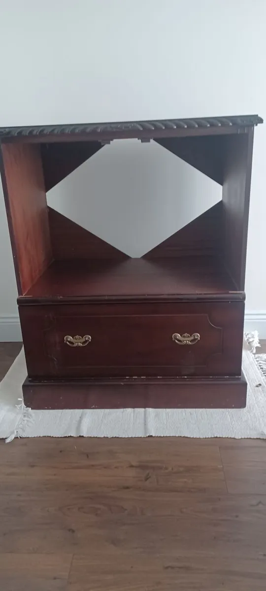 Furniture - TV display unit - Image 1