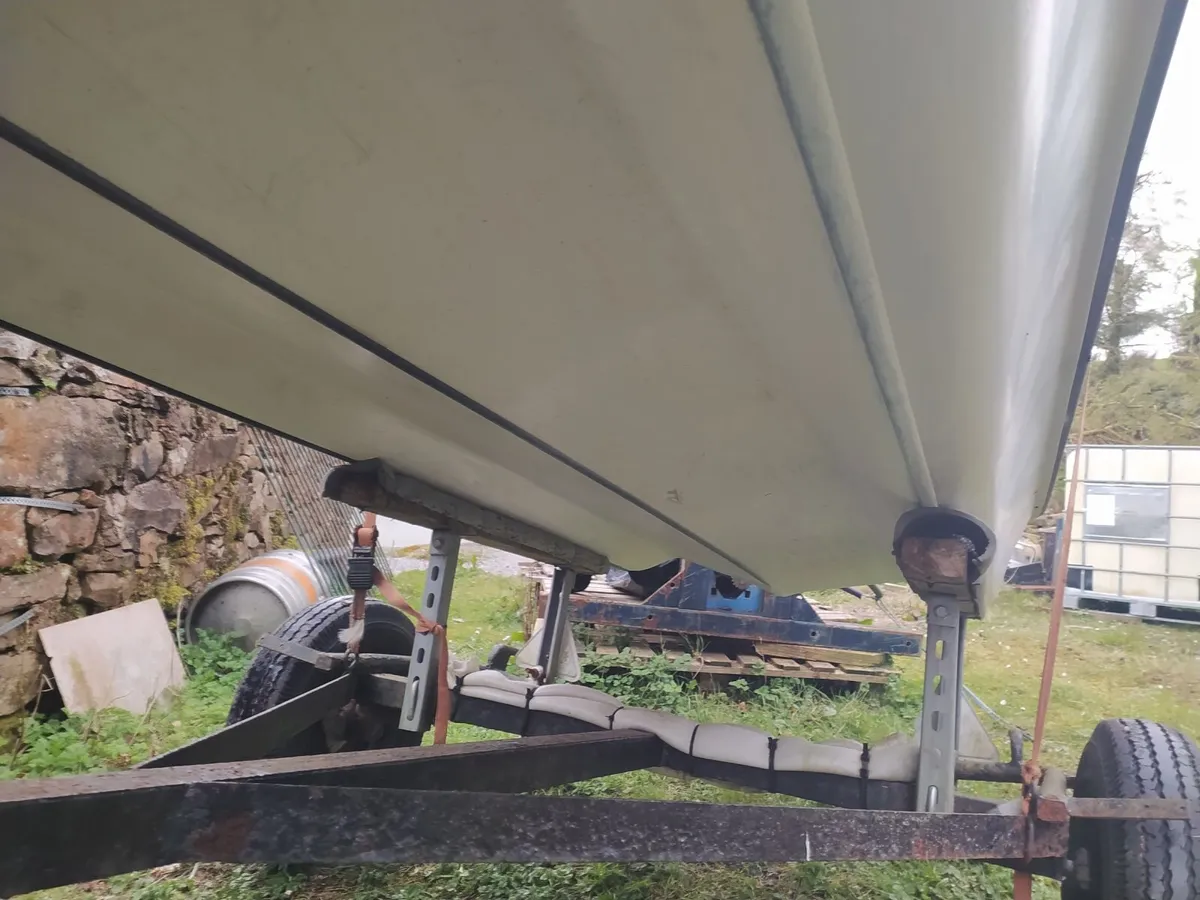 10FT DORY BOAT/TRAILER + 1959 DUCATI 2 STROKE - Image 3