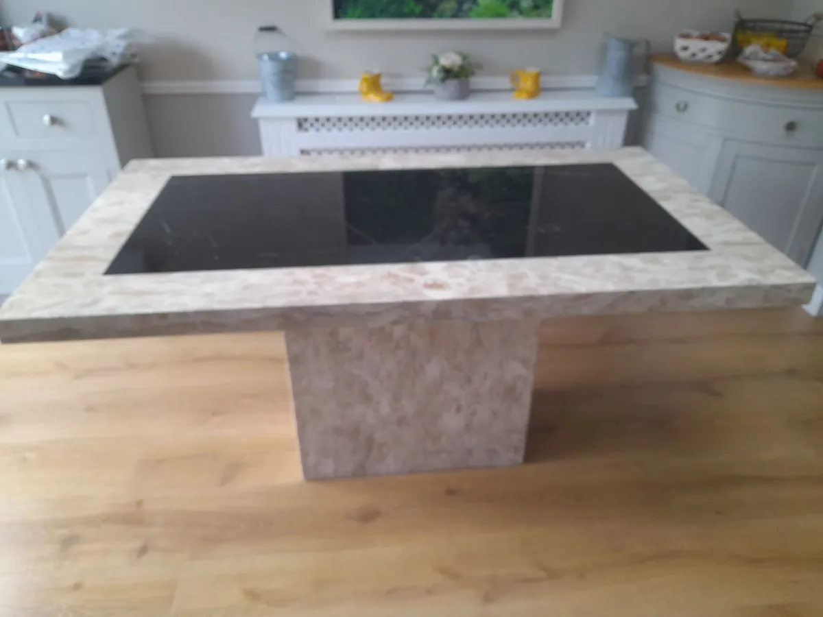 Marble table - Image 2