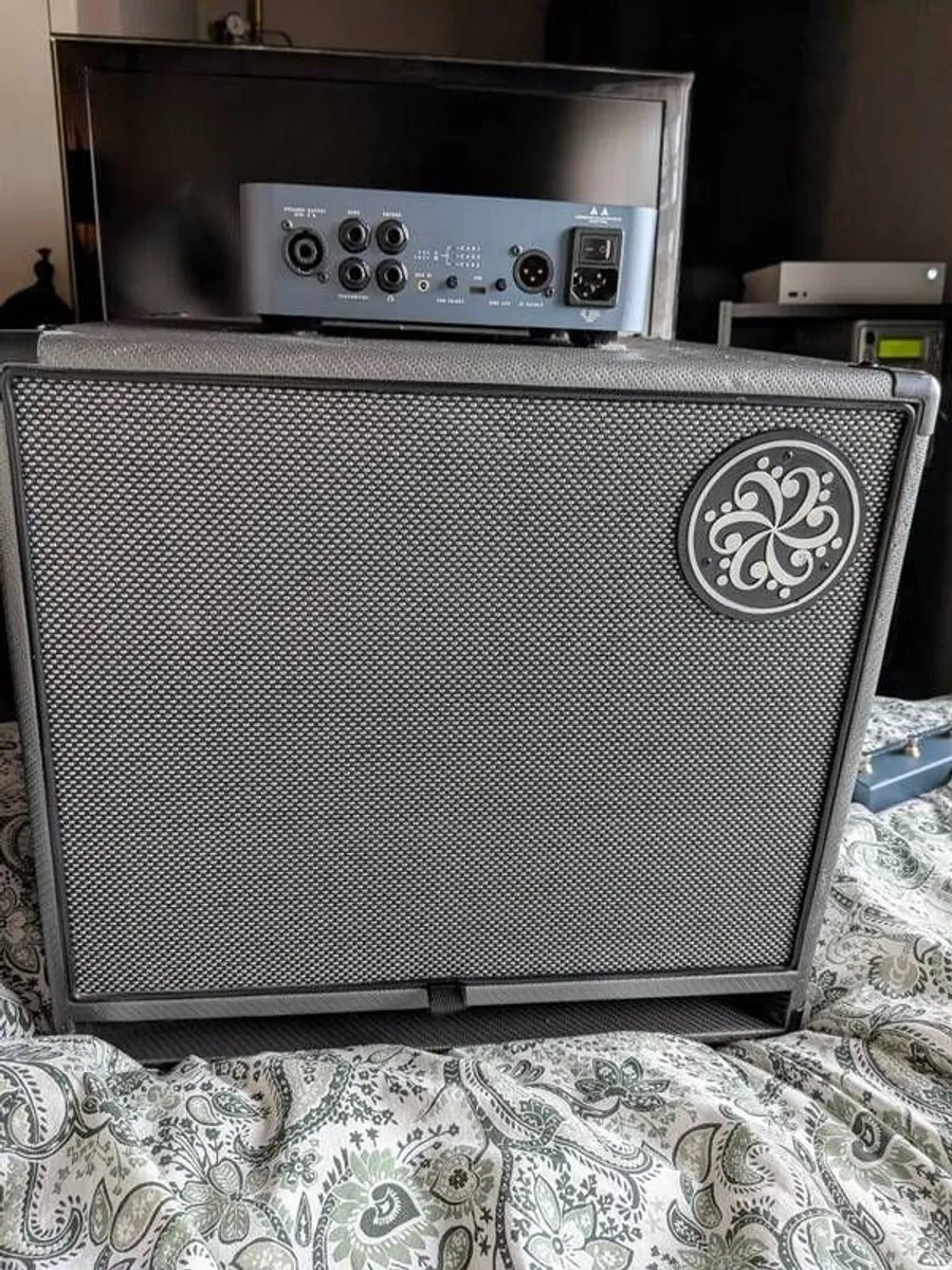 DarkGlass Alpha Omega 500 Bass Head + Darkglass DG112N Bass Cab - Image 2