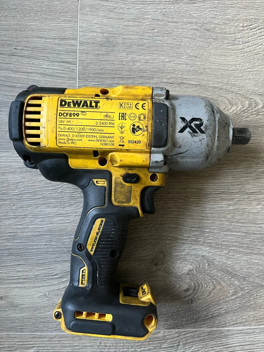 Dewalt impact gun - Image 2