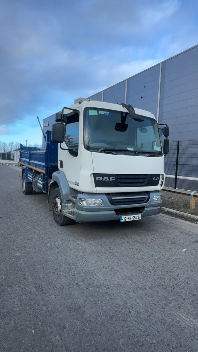 Daf LF 55 210 tipper - Image 2