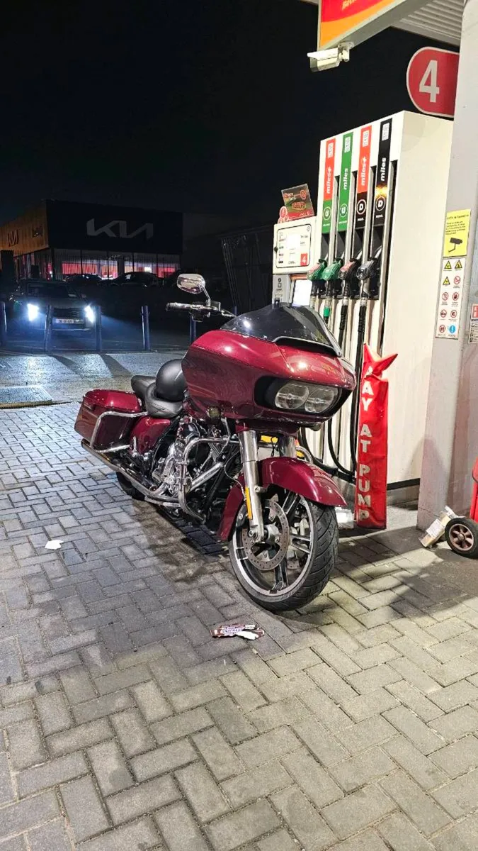 Harley Davidson Road Glide - Image 1