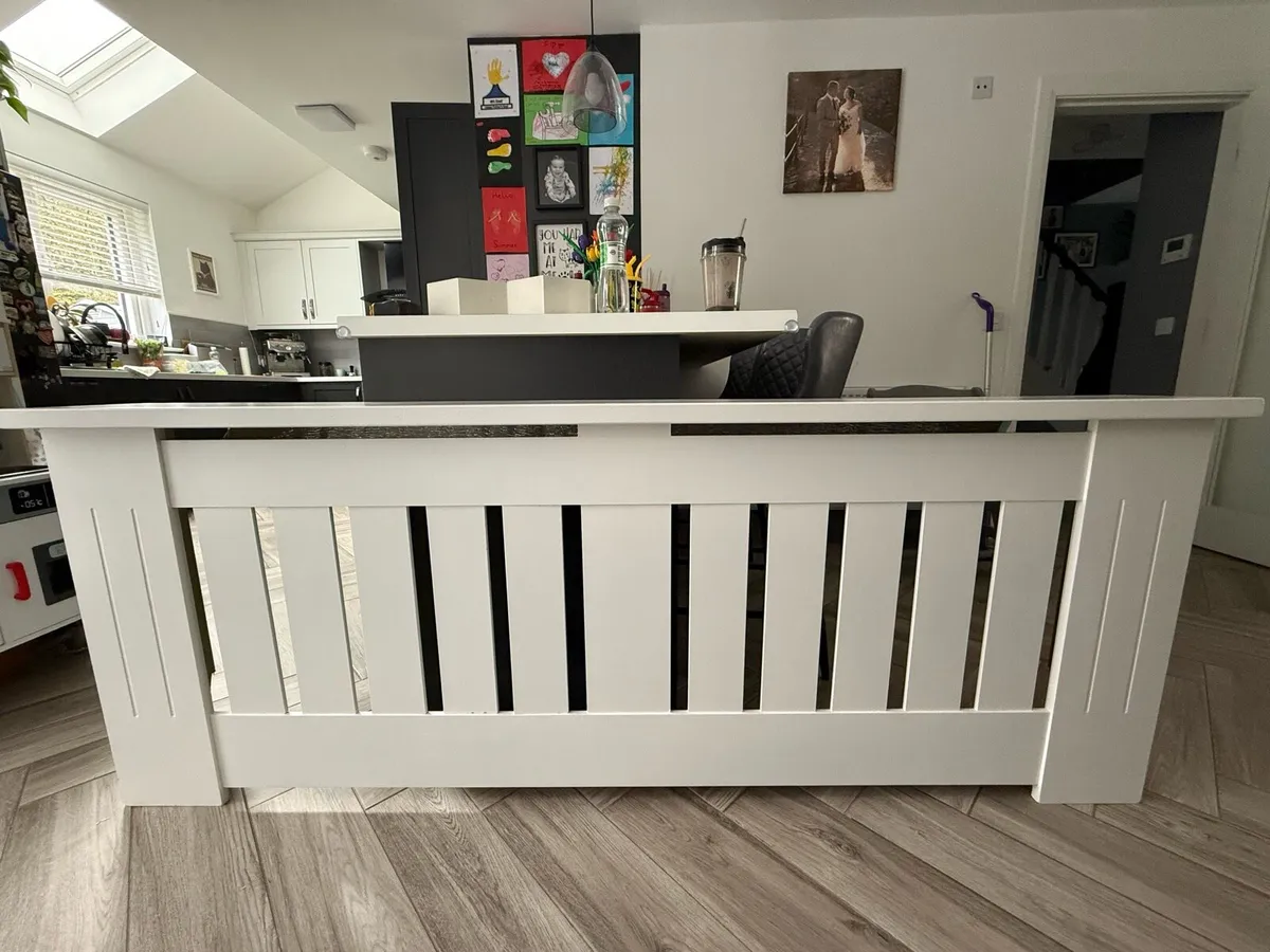 Custom White Radiator – Large - Image 1